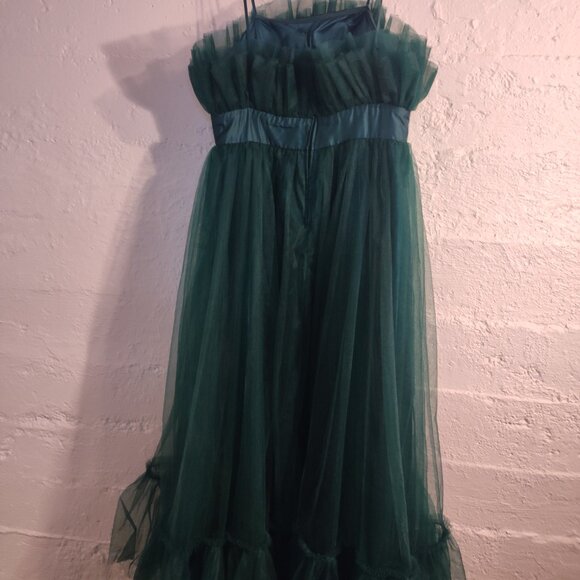 City Studio Emerald Green Spaghetti Strap Ruffle Long Ball Gown Juniors Size 17 - Picture 7 of 9